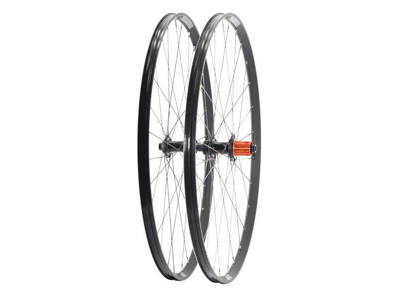 Pair of AIVEE GRAVEL wheels